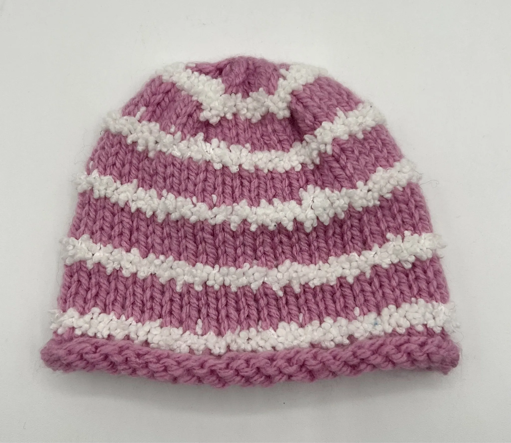 0-3 M White & Rose Acrylic Knit Beanie