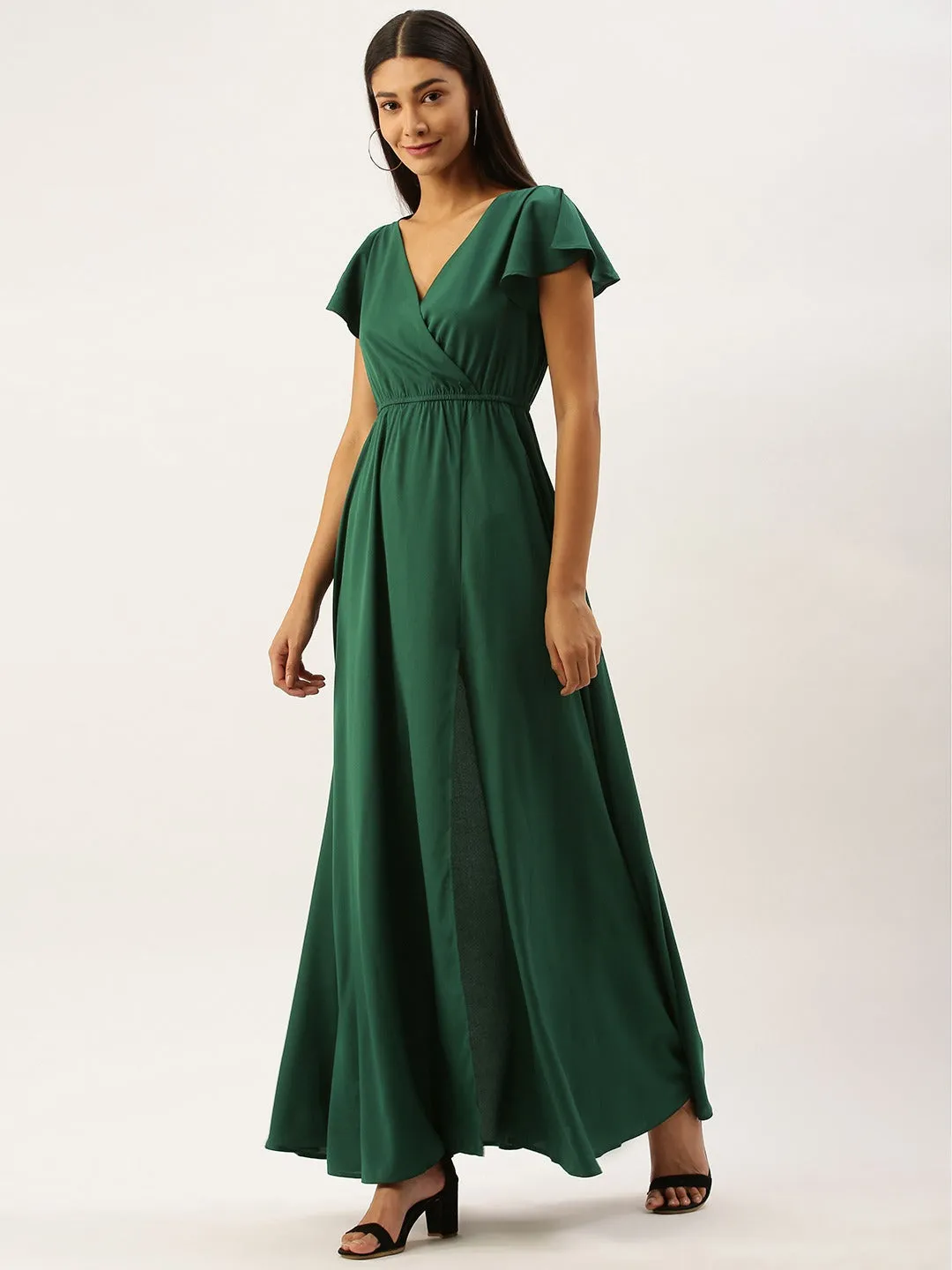 Berrylush Women Solid Green V-Neckline Maxi Dress