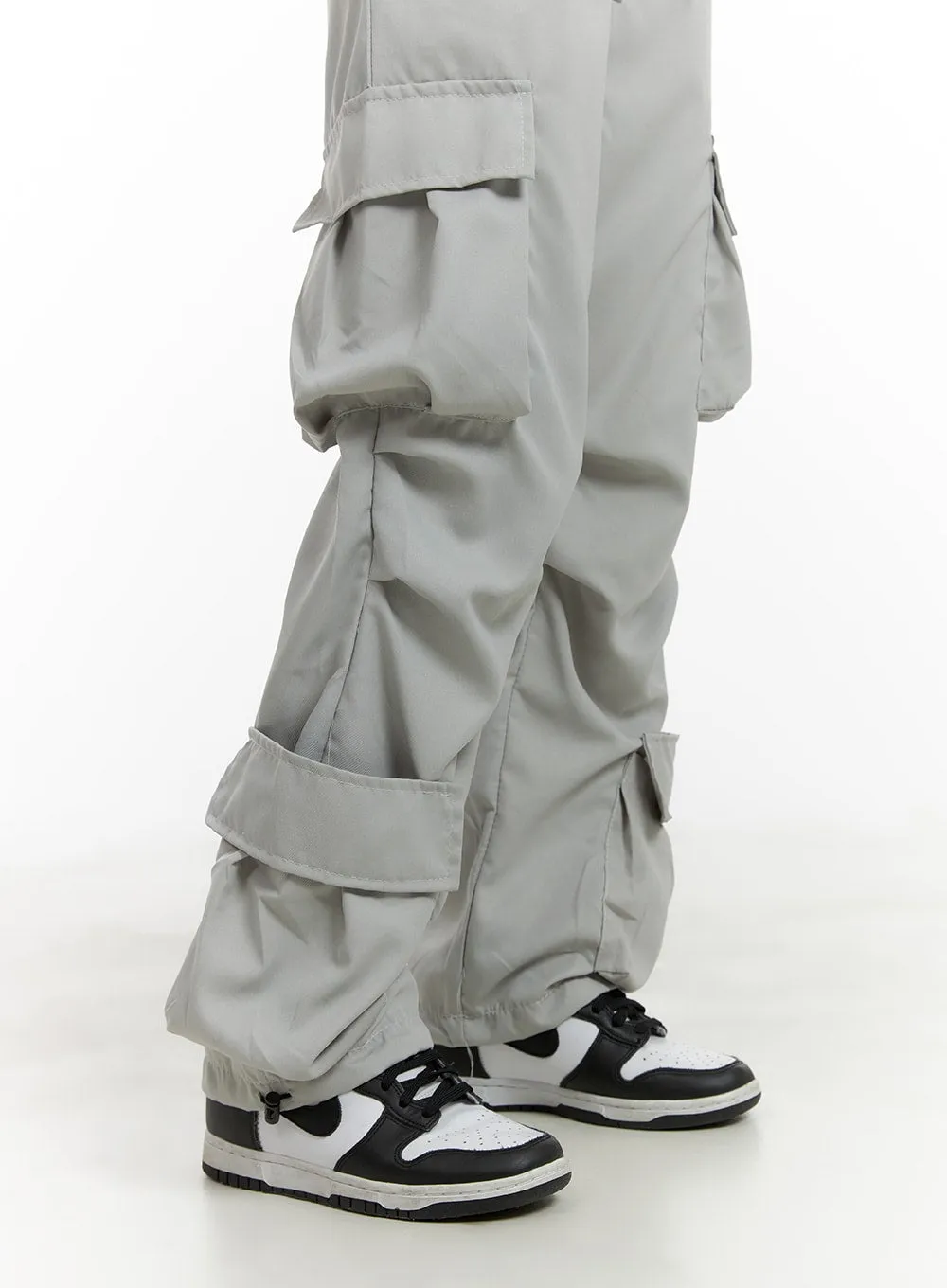 Double-Pocketed String Cargo Pants CA423