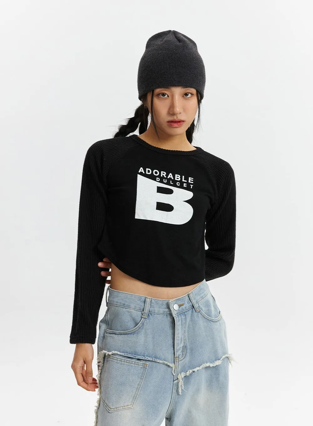 Graphic Lettering Long Sleeve Crop Top CD320