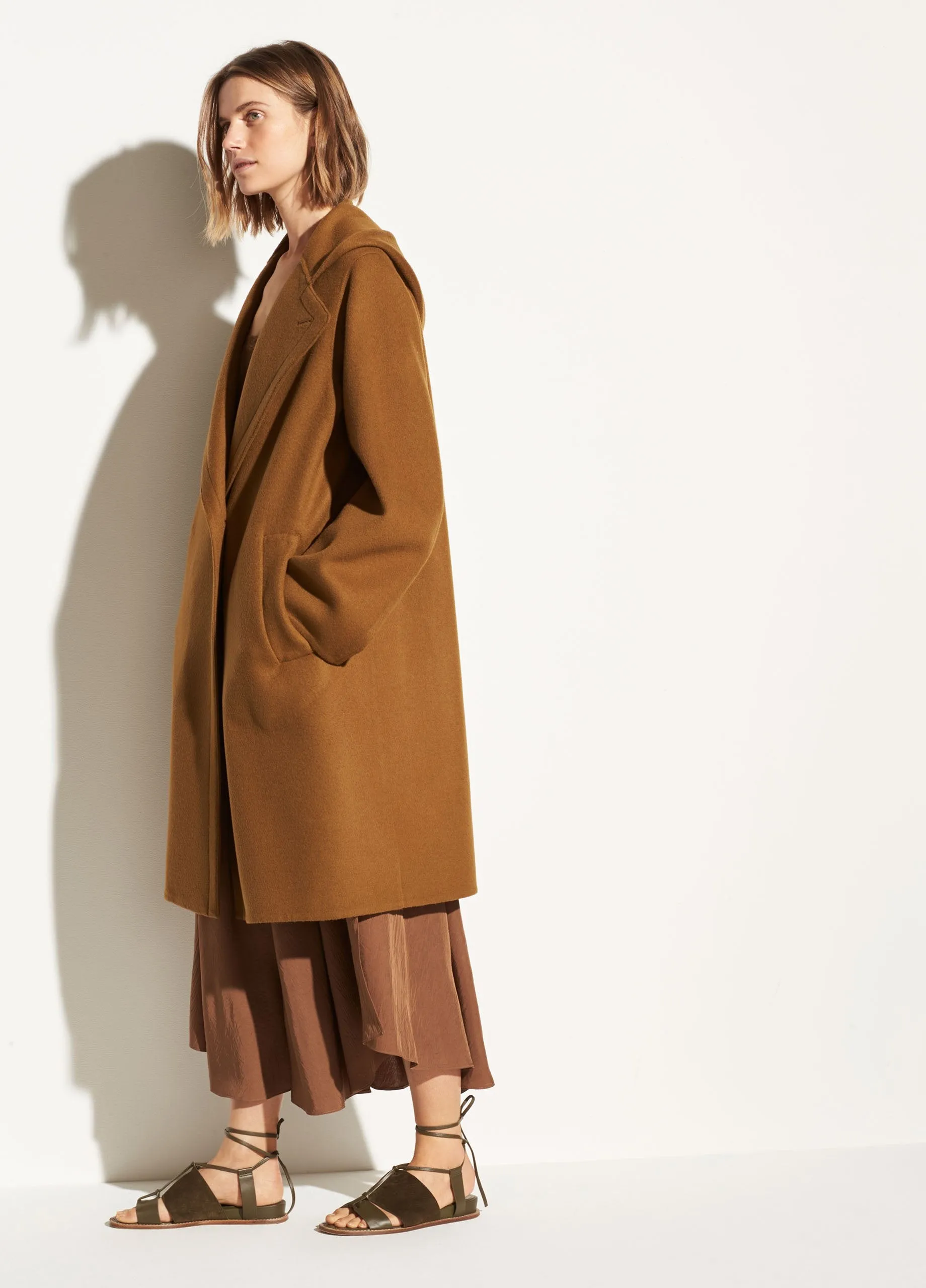 Hooded Wool Coat in Teakwood