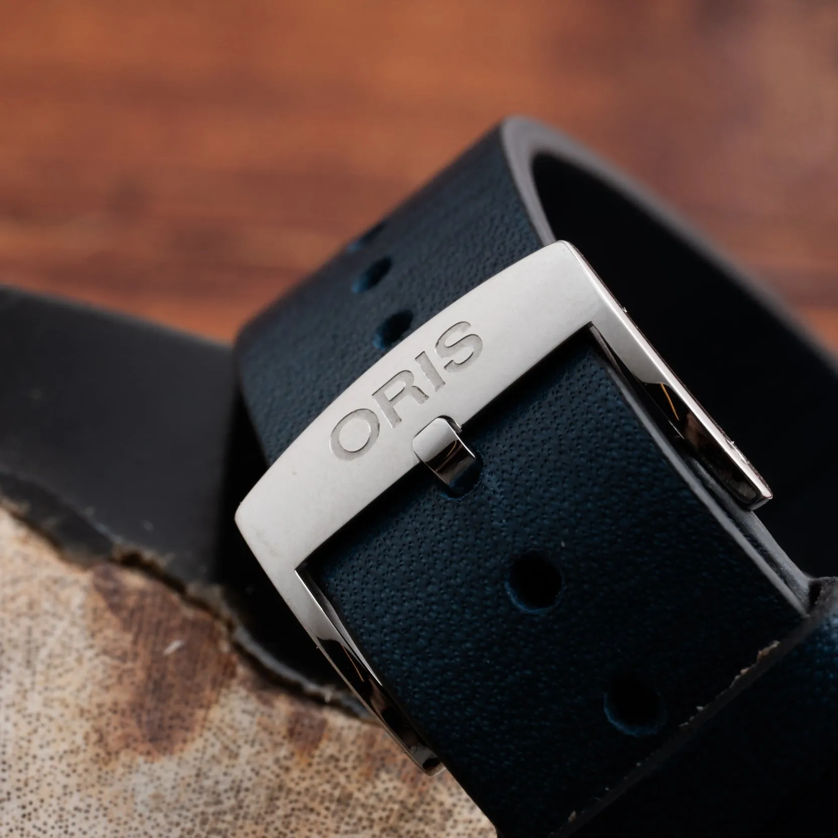 Oris Rectangular