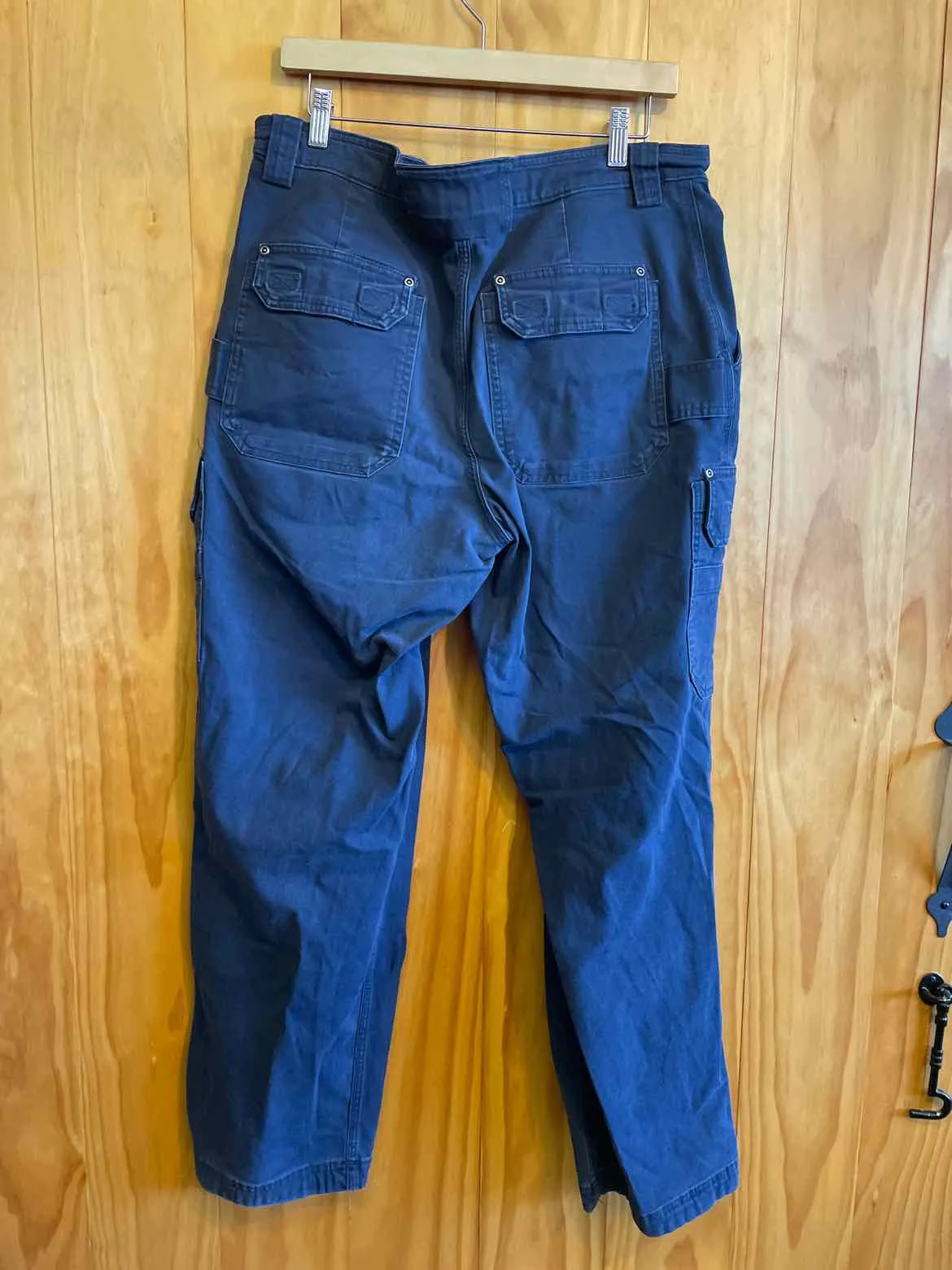 Size 36x32 Duluth Trading Men's Pants