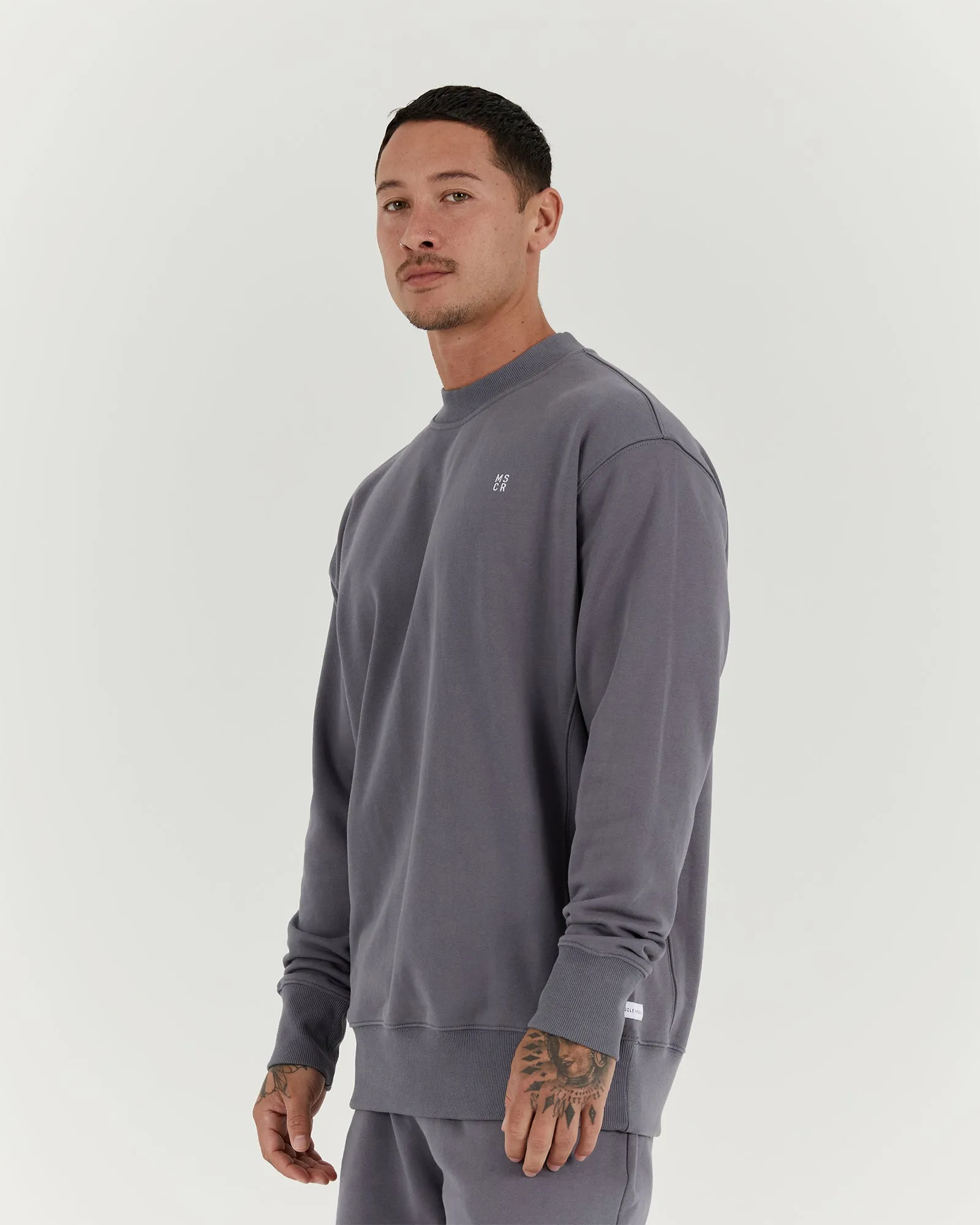 UNWIND CREW JUMPER - SHADOW