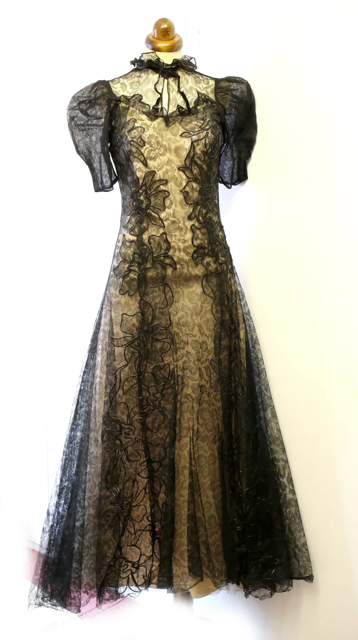 Vintage 1930s Black Lace Evening Dress