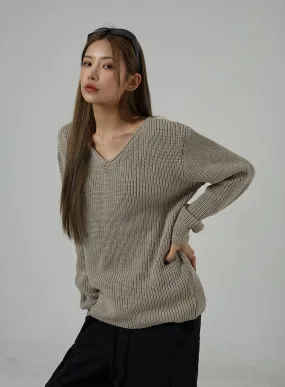 Wide V-Neck Sweater CJ309